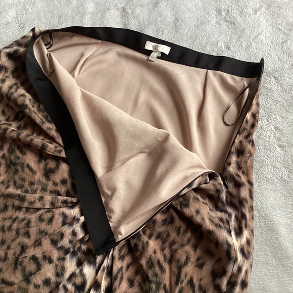 Joie Ornica Leopard Handkerchief Asymmetric Ruched Skirt Brown Tan Black Sz 8 - Picture 10 of 13